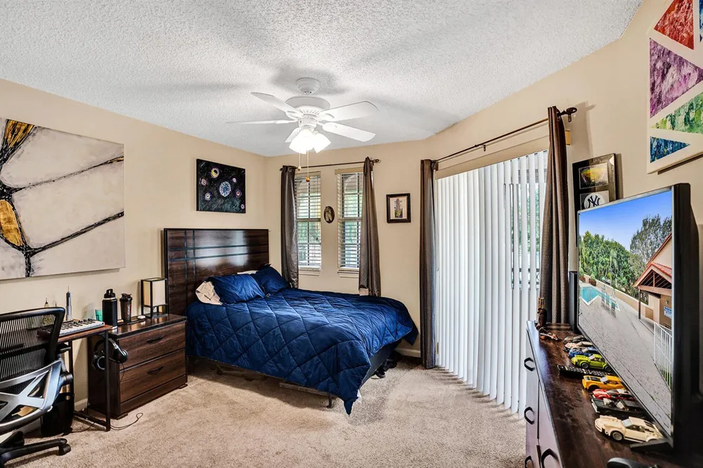 4941 Riverside Drive Coral Springs, FL 33067