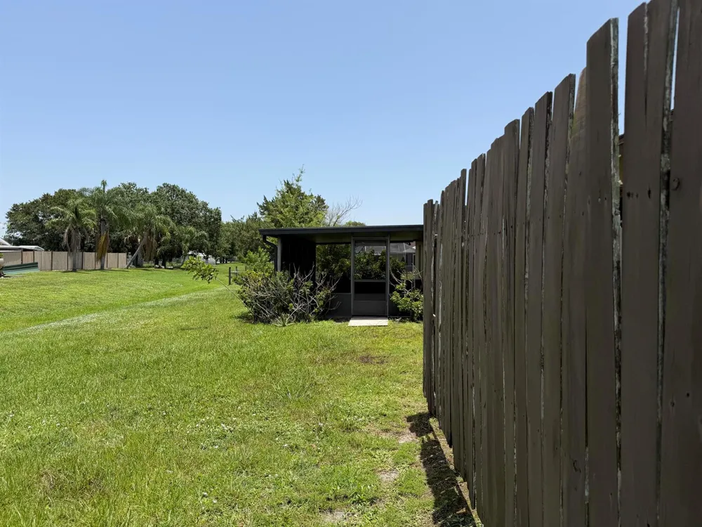 8451 SW 14TH LANE Okeechobee, FL 34974