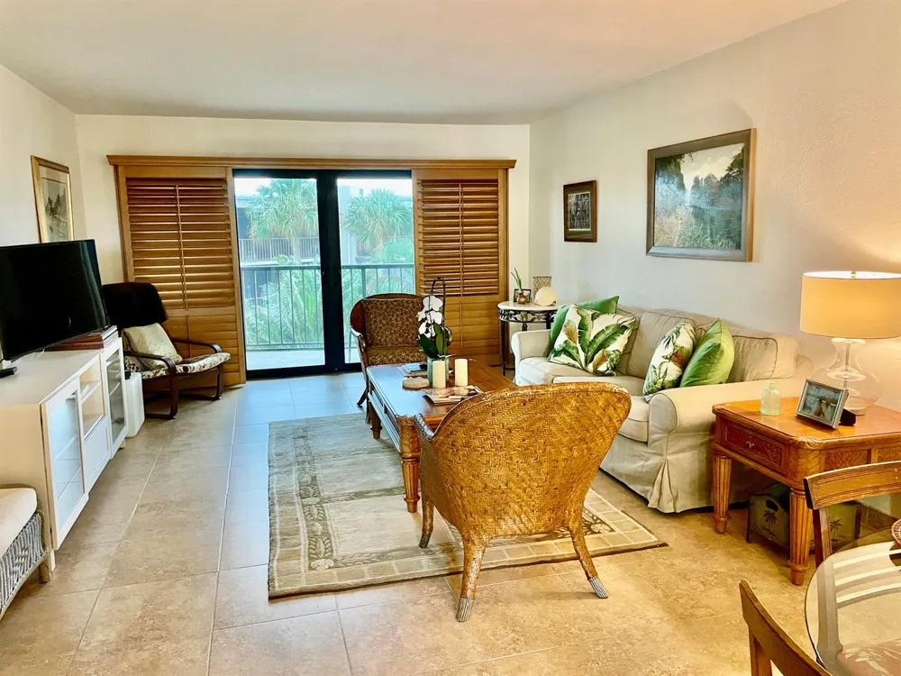 3605 S Ocean Boulevard #311 South Palm Beach, FL 33480