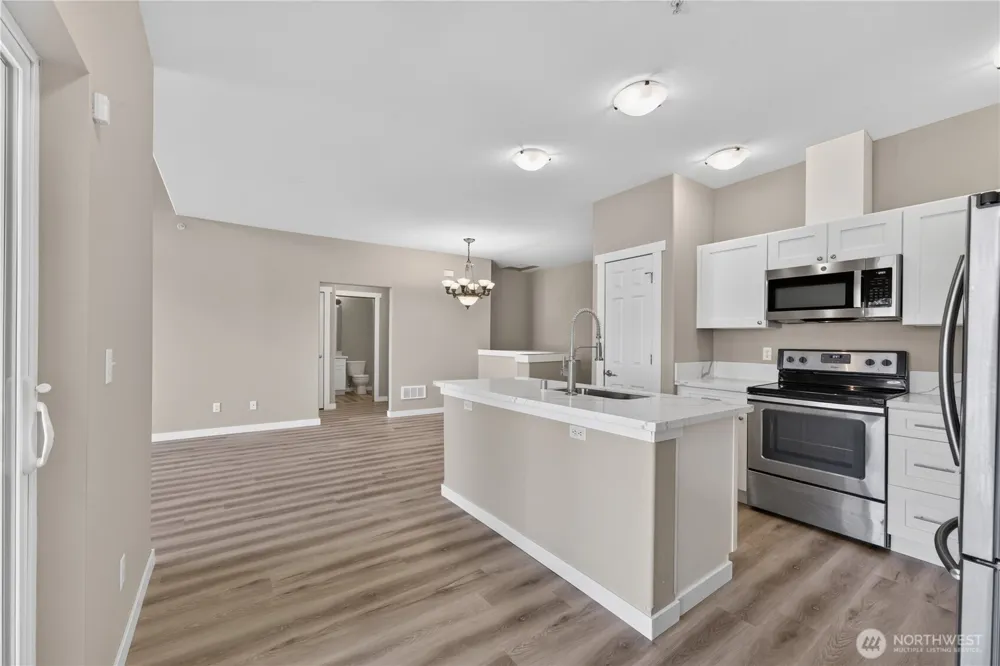 2666 Hamiliton Avenue Dupont, WA 98327