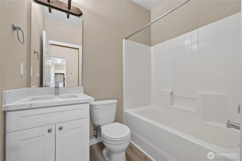 2666 Hamiliton Avenue Dupont, WA 98327