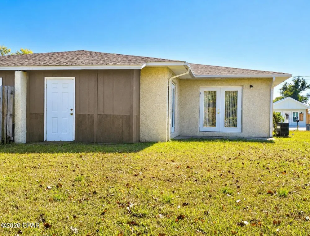 6325 Chipewa Street Panama City, FL 32404