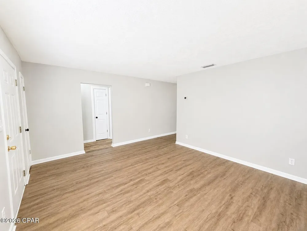6325 Chipewa Street Panama City, FL 32404
