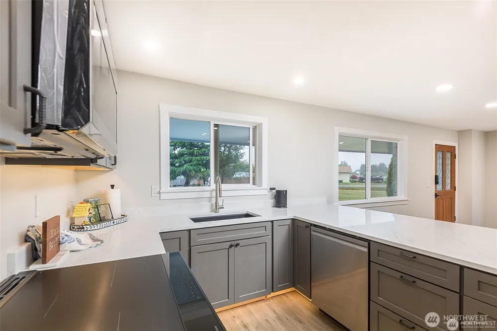 11 Stone Road Sequim, WA 98382