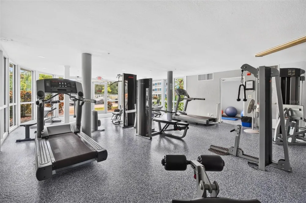 3315 58TH AVENUE S #105 St Petersburg, FL 33712