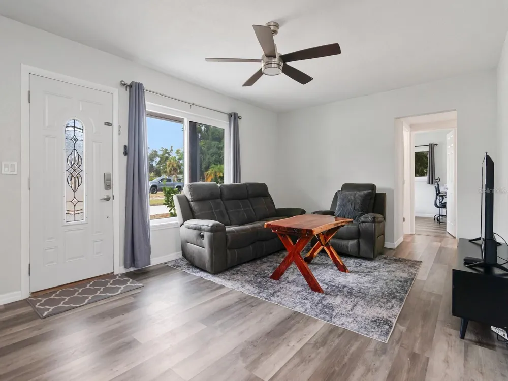 5939 9TH AVENUE S Gulfport, FL 33707