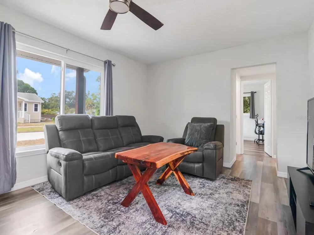 5939 9TH AVENUE S Gulfport, FL 33707