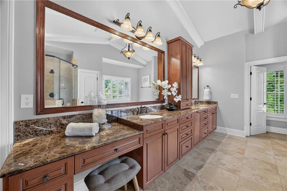 3295 Osborne Road NE Brookhaven, GA 30319