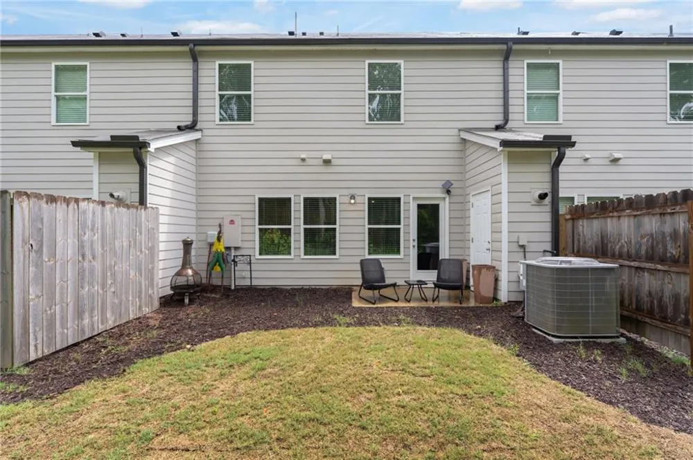 350 Timberland Ave Dawsonville, GA 30534