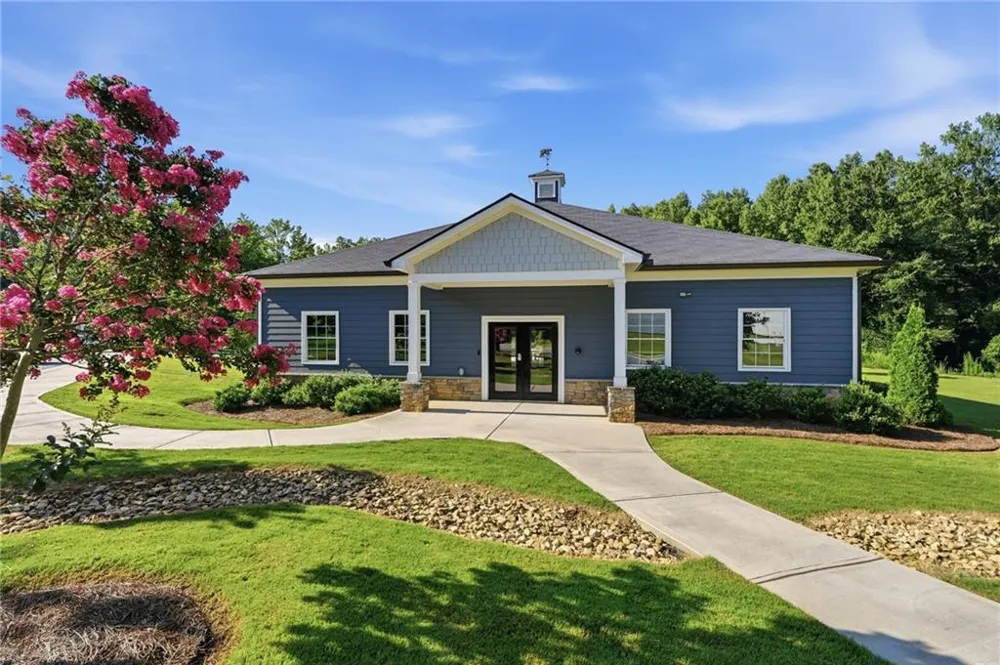 350 Timberland Ave Dawsonville, GA 30534