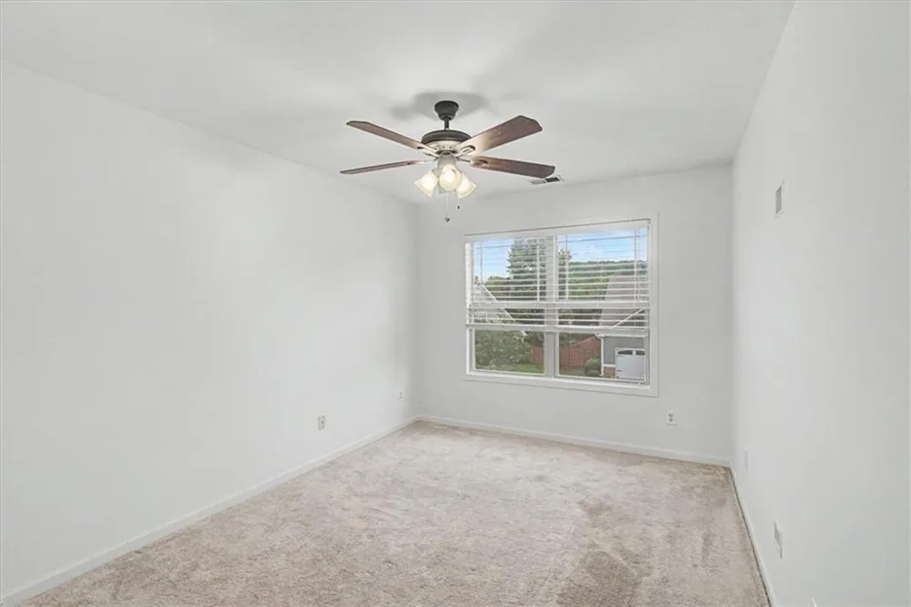 17 Redwood Drive Adairsville, GA 30103