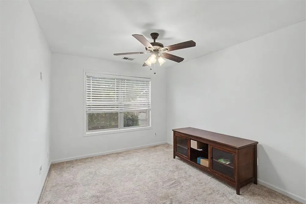 17 Redwood Drive Adairsville, GA 30103