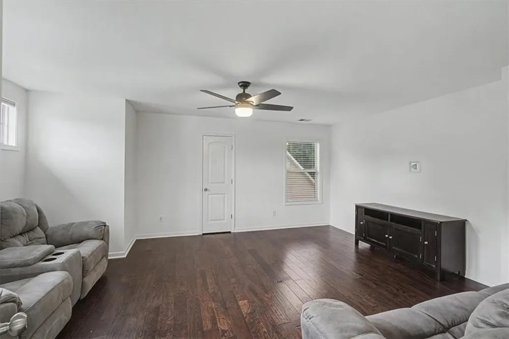 17 Redwood Drive Adairsville, GA 30103