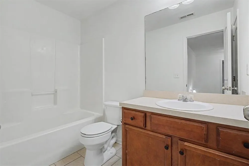 17 Redwood Drive Adairsville, GA 30103
