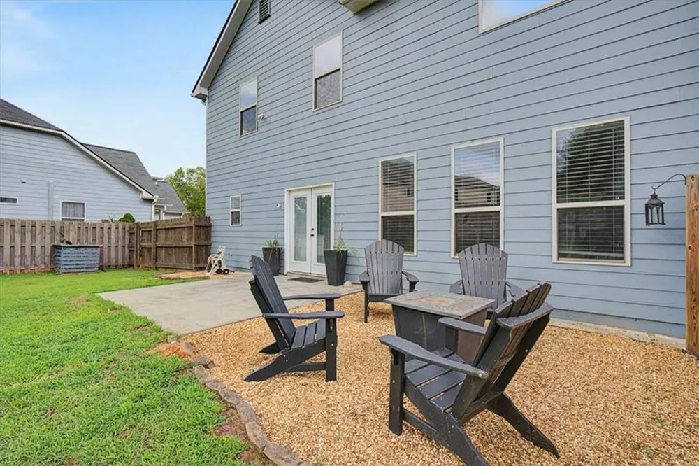 17 Redwood Drive Adairsville, GA 30103
