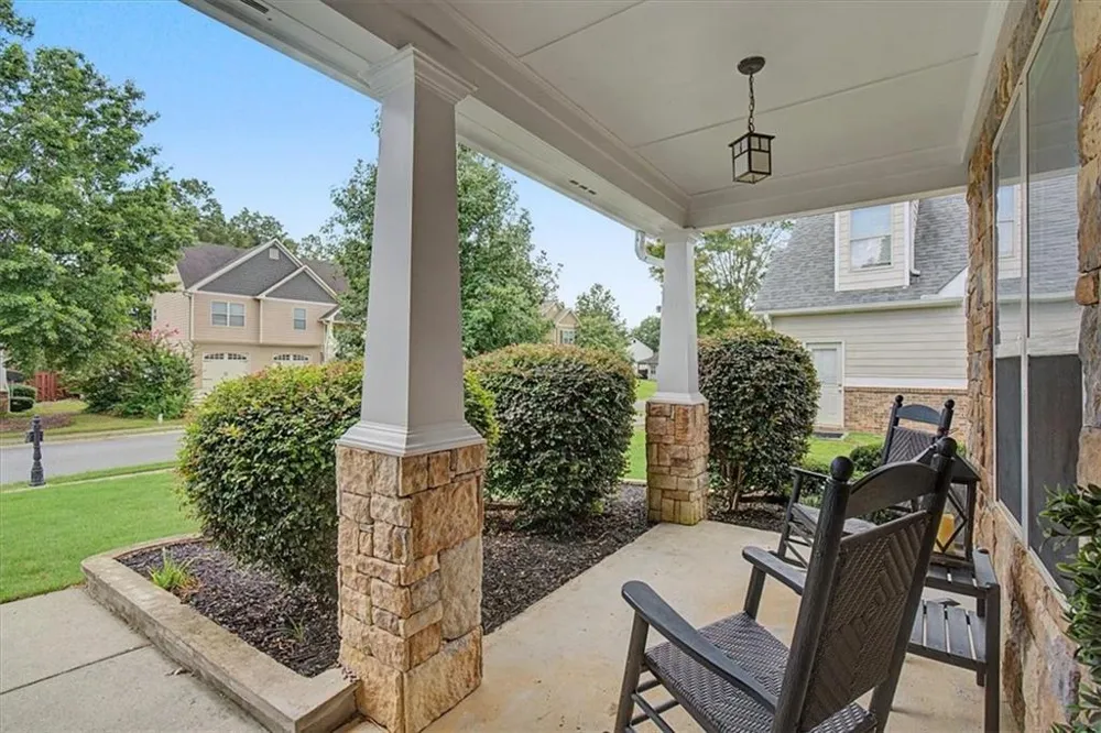 17 Redwood Drive Adairsville, GA 30103