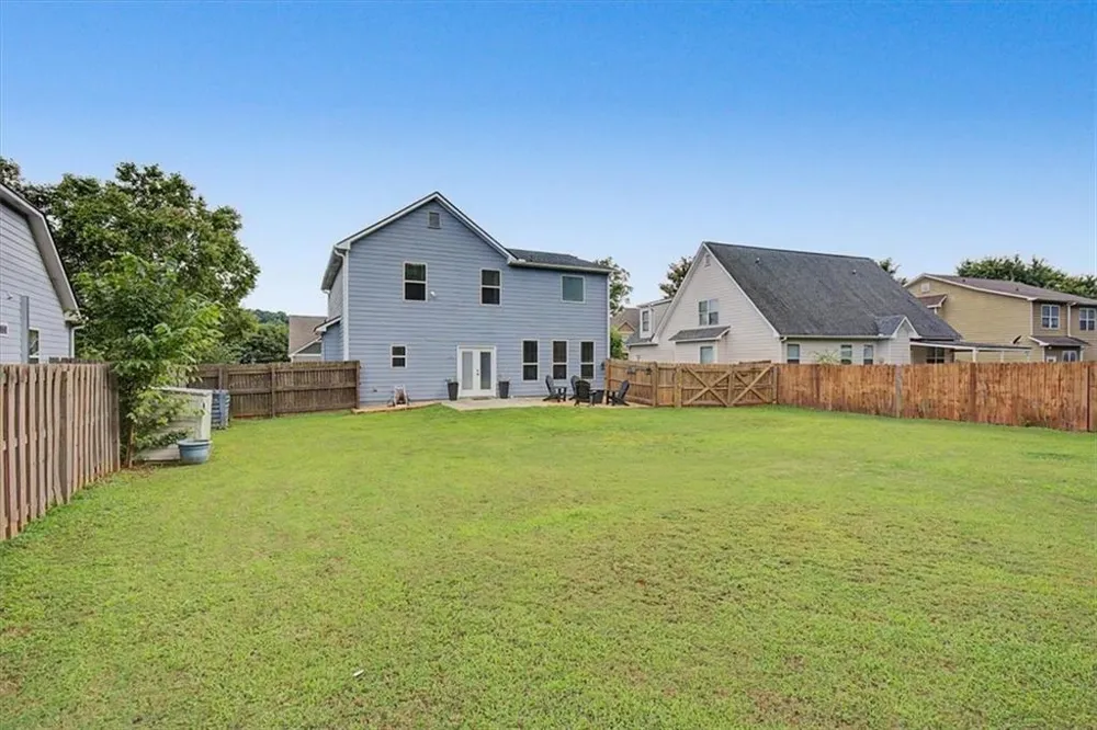 17 Redwood Drive Adairsville, GA 30103