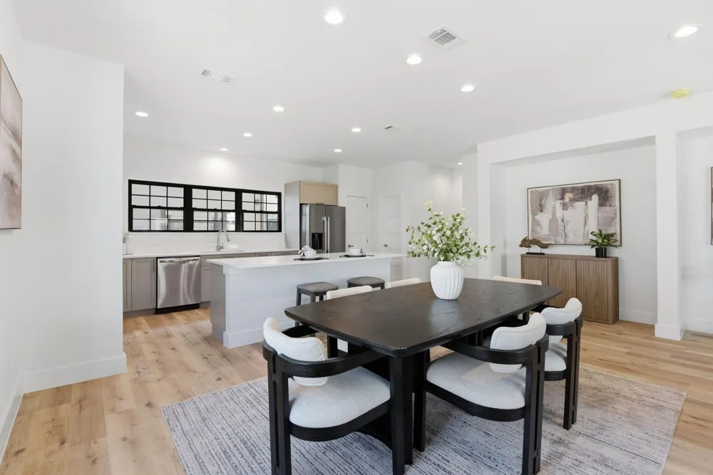 11915 N Hoa Sen Circle Houston, TX 77072