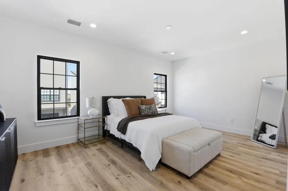 11915 N Hoa Sen Circle Houston, TX 77072