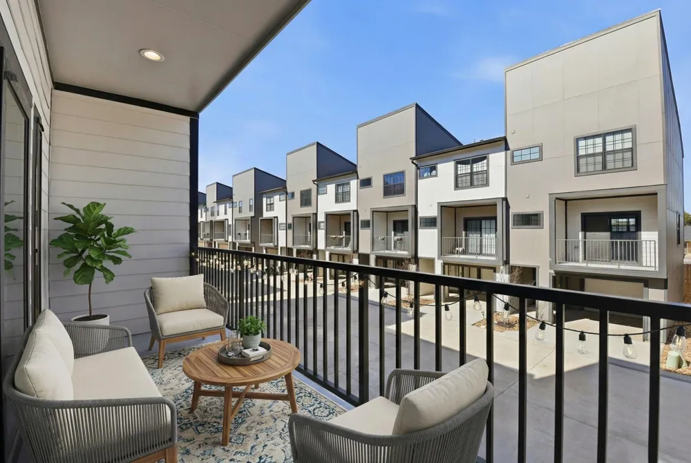 11915 N Hoa Sen Circle Houston, TX 77072