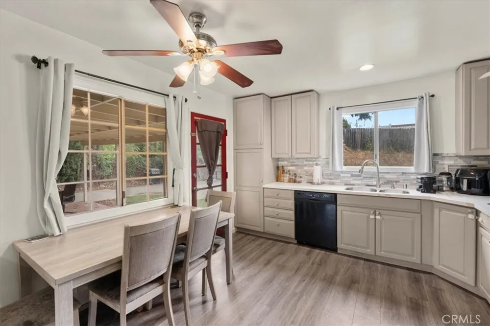 1858 E Edgecomb Street Covina, CA 91724