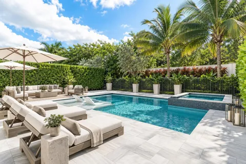 9006 Dulcetto Court