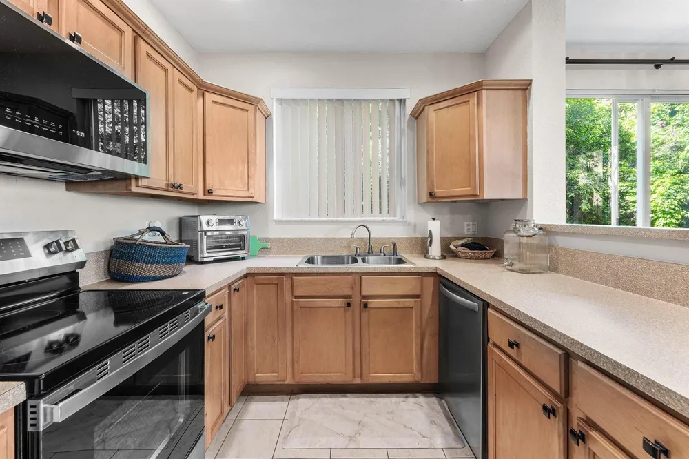 1808 Sonrisa Street Riviera Beach, FL 33404