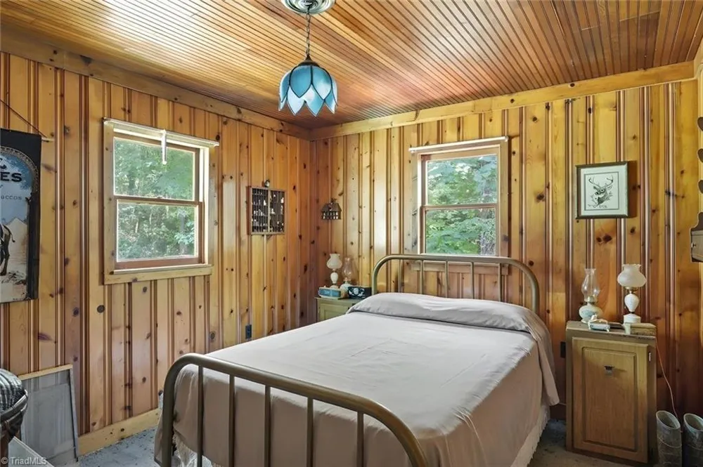 363 Good Hope Lane Thurmond, NC 28683