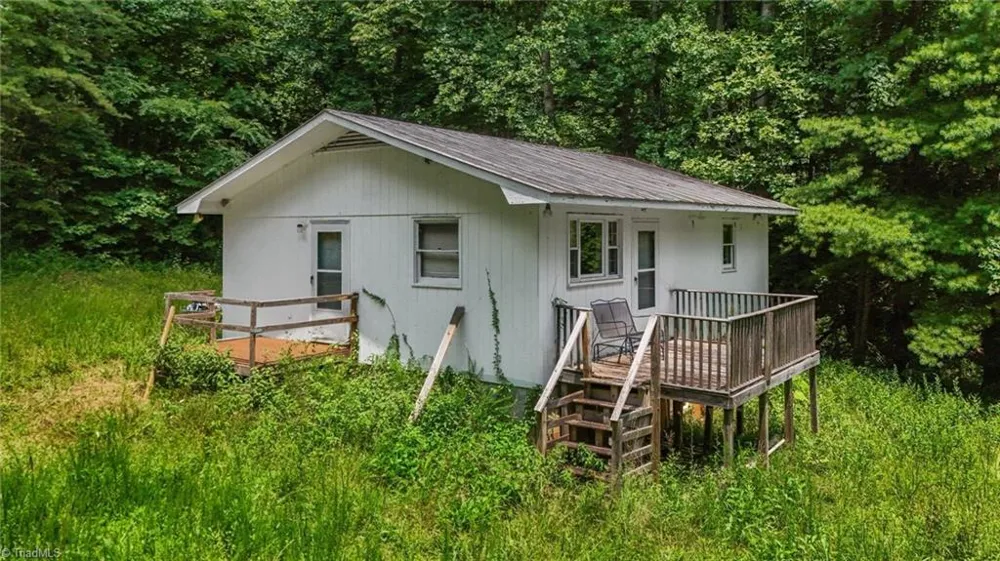 363 Good Hope Lane Thurmond, NC 28683