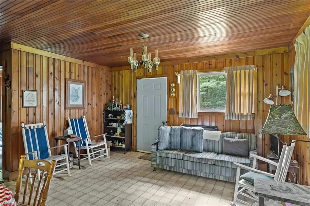363 Good Hope Lane Thurmond, NC 28683
