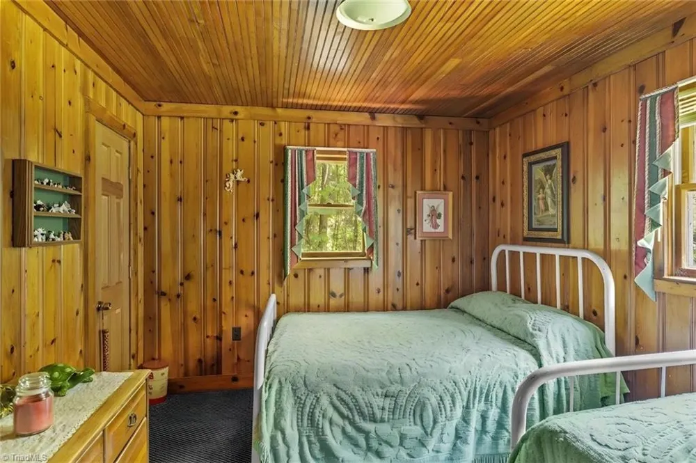 363 Good Hope Lane Thurmond, NC 28683
