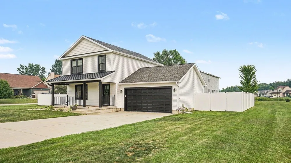 5113 Bridle Lane Union Charter Township, MI 48858