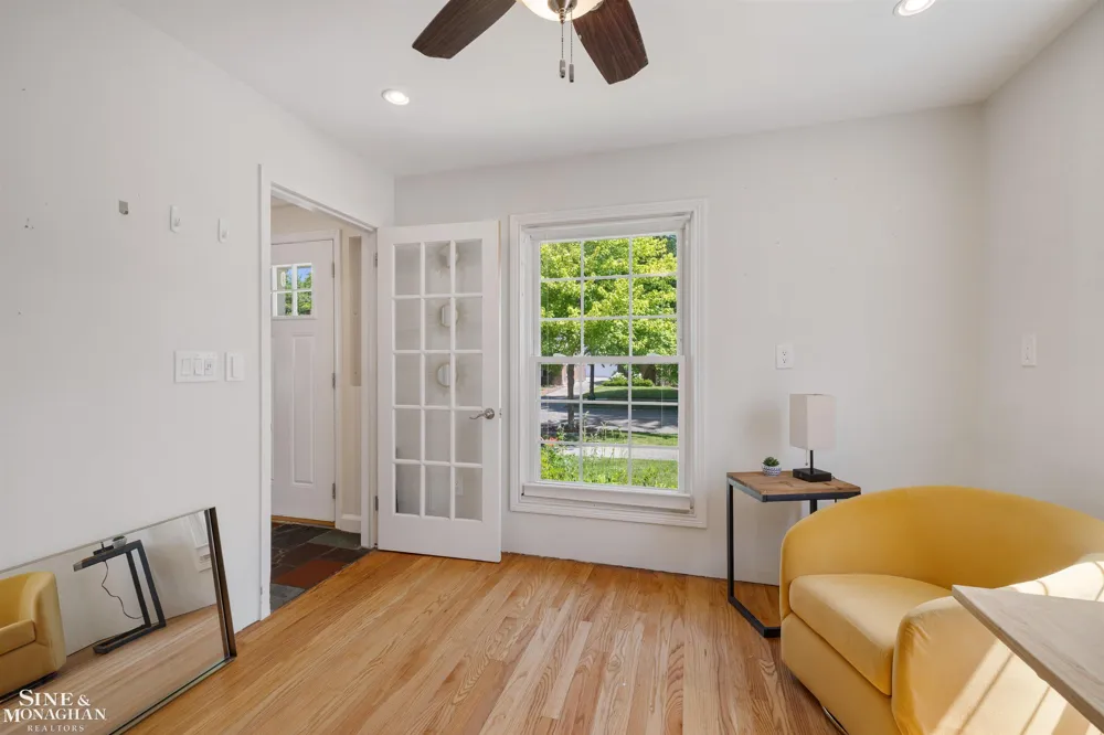 407 Lothrop Road Grosse Pointe Farms City, MI 48236
