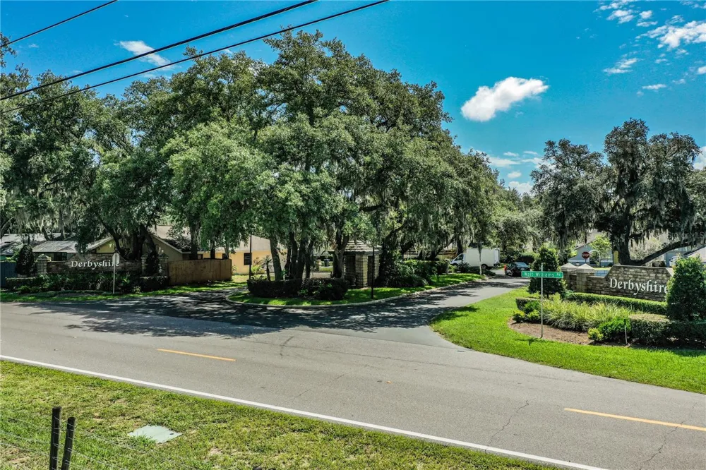 7716 NATURE TRAIL Lakeland, FL 33809