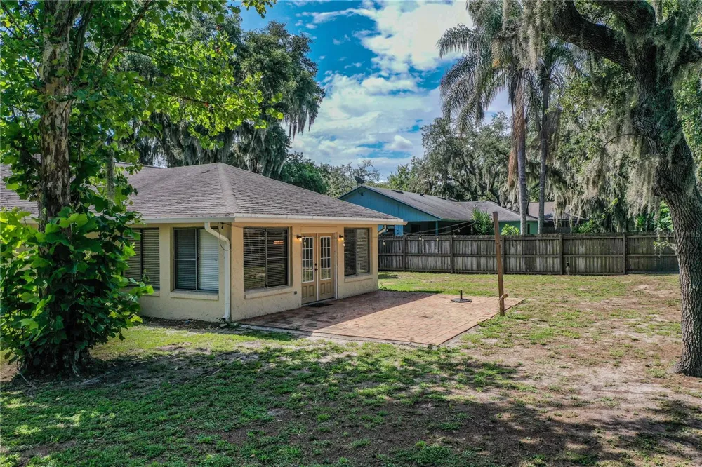 7716 NATURE TRAIL Lakeland, FL 33809