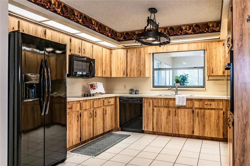 7716 NATURE TRAIL Lakeland, FL 33809