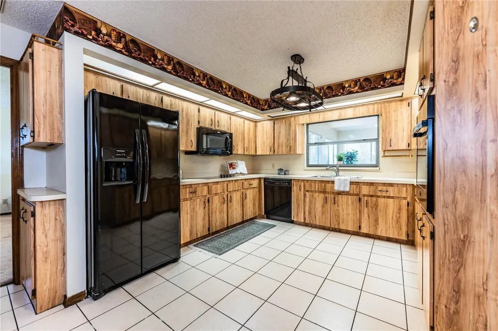 7716 NATURE TRAIL Lakeland, FL 33809