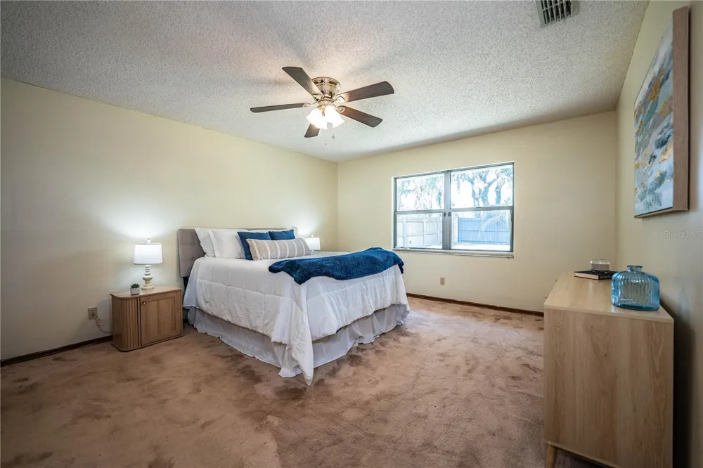 7716 NATURE TRAIL Lakeland, FL 33809