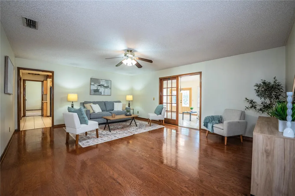 7716 NATURE TRAIL Lakeland, FL 33809