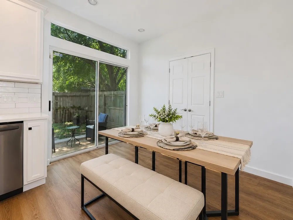 512 Eberhart Lane #1205 Austin, TX 78745