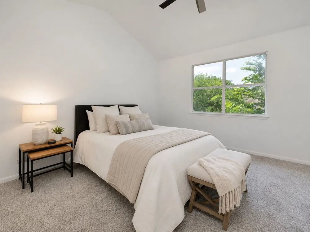 512 Eberhart Lane #1205 Austin, TX 78745