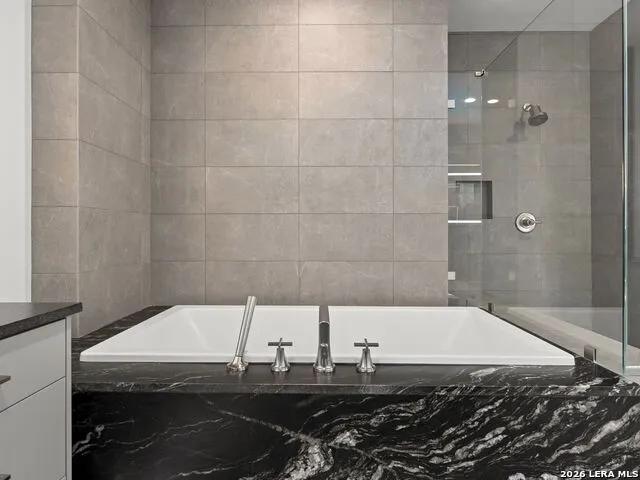 610 E Market #UNIT 3304 San Antonio, TX 78205
