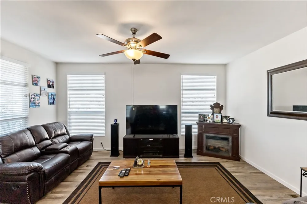 1272 Villa #SPC 76 Clovis, CA 93612
