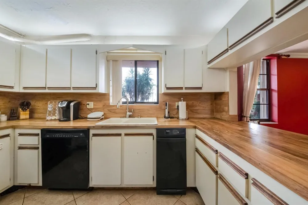 12524 Shoreline Drive #101 Wellington, FL 33414