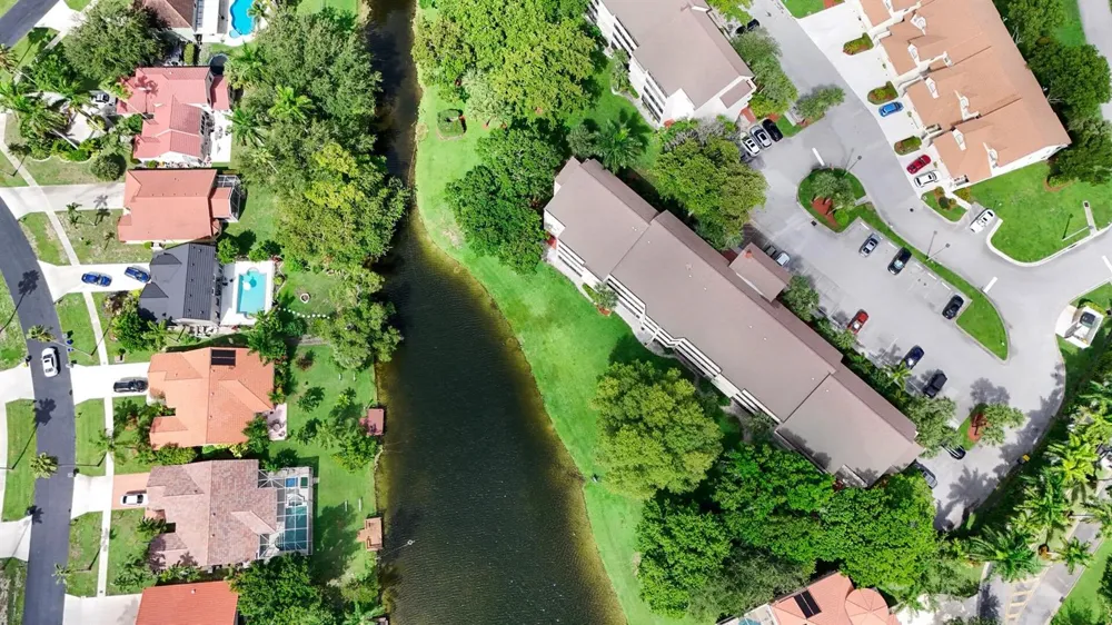 12524 Shoreline Drive #101 Wellington, FL 33414