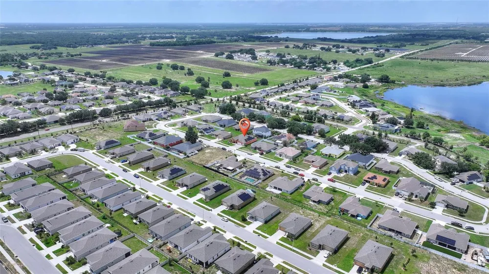 212 BROOKSHIRE DRIVE Lake Wales, FL 33898