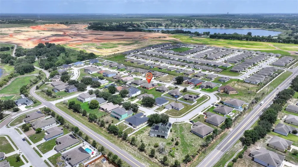 212 BROOKSHIRE DRIVE Lake Wales, FL 33898