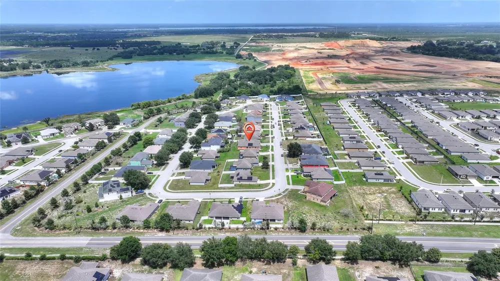 212 BROOKSHIRE DRIVE Lake Wales, FL 33898