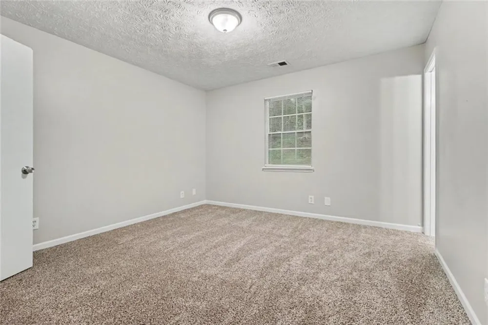 5487 Hall Circle Union City, GA 30291