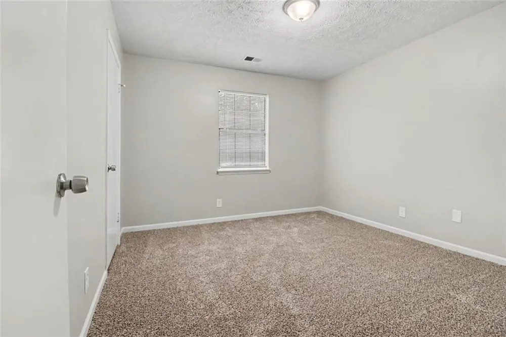 5487 Hall Circle Union City, GA 30291